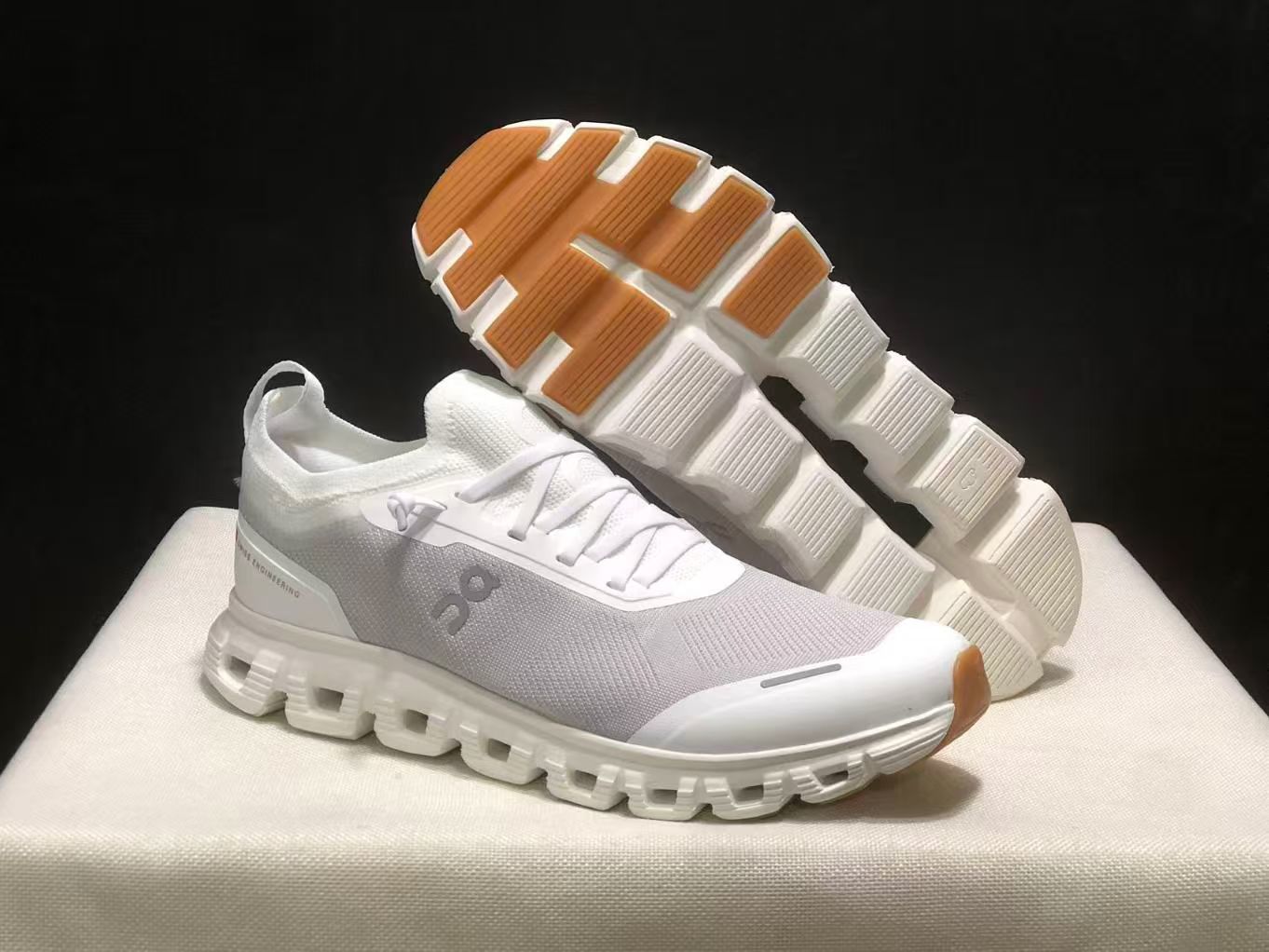 Cloudventure "White"