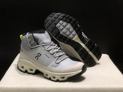 Cloudrock "Grey-Beige"