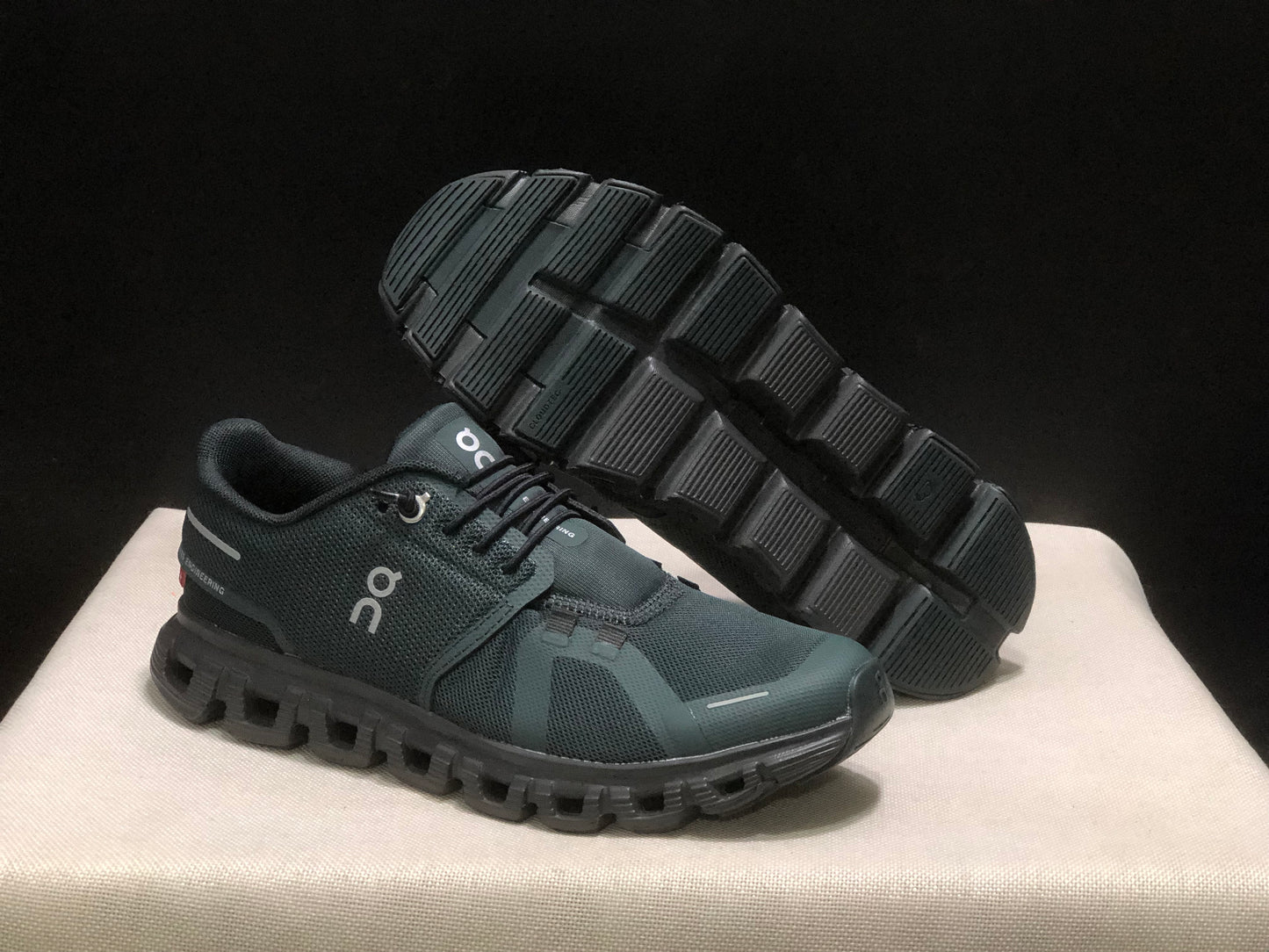 Cloudventure "Dark Green"