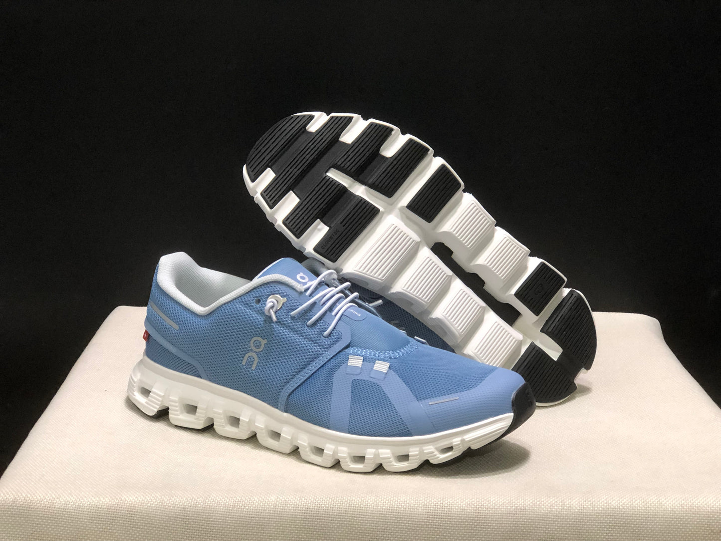 Cloudventure "Light Blue"