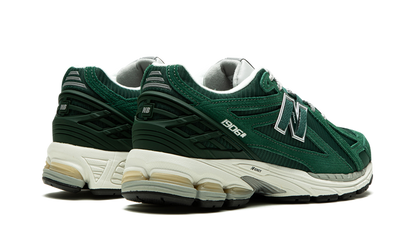 1906R "Nightwatch Green"